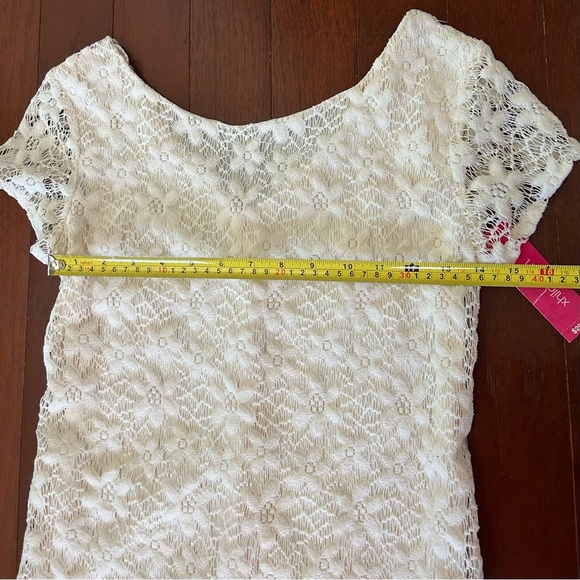 NWT Xhilaration Ivory lace crochet maxi dress Sz XS Partially Lined Short Sleeve - Picture 4 of 13